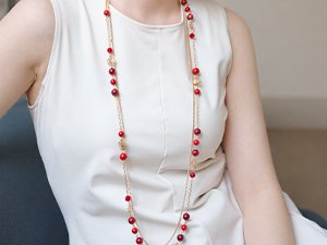 dainty necklace for women